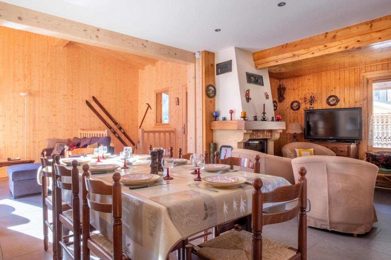 Family Cottage With Balcony In Chamonix Eksteriør billede